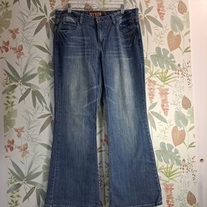 Mudd Classic Blue Jeans Size 17
